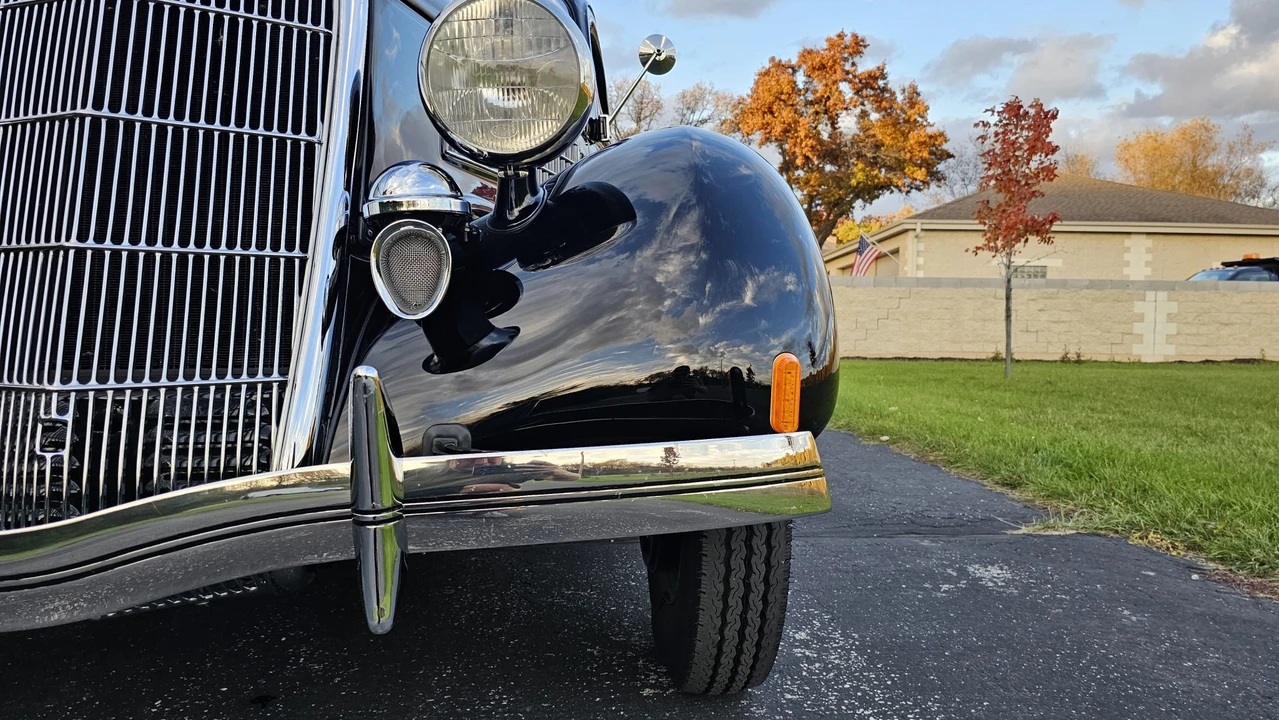 1935 Ford Model 48 & 68 - Image 22 of 31