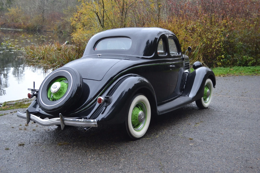 1935 Ford Model 48 & 68 - Image 9 of 31