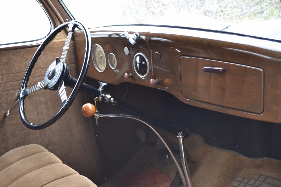 1935 Ford Model 48 & 68 - Image 27 of 31