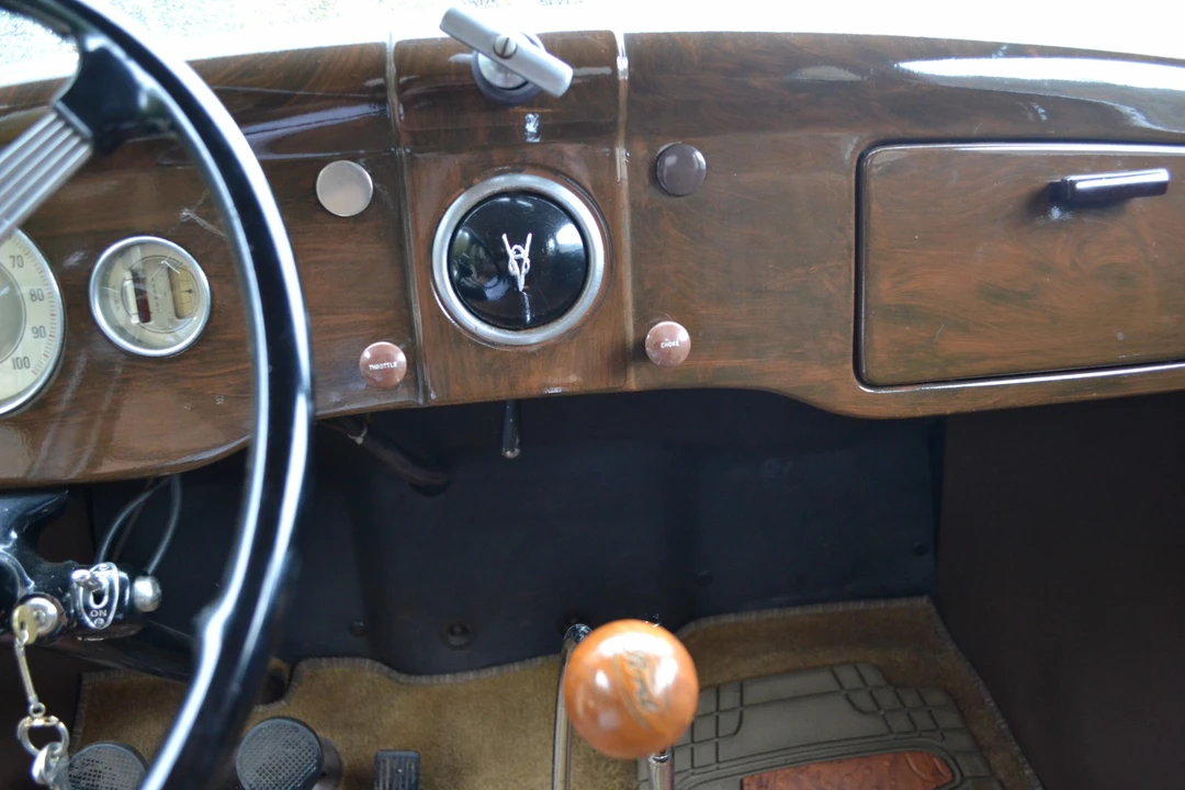 1935 Ford Model 48 & 68 - Image 25 of 31