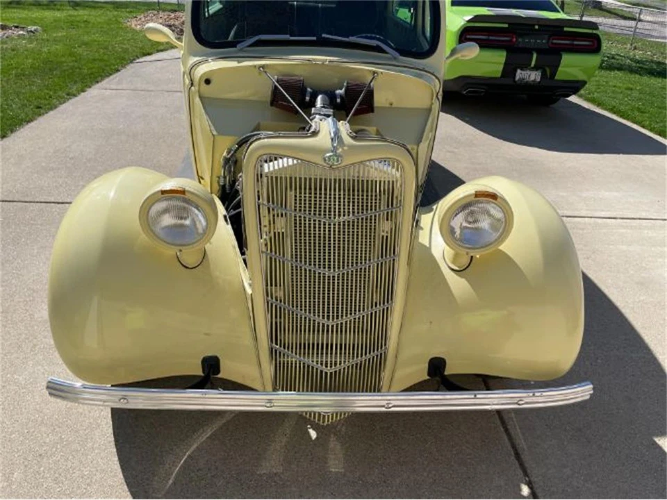 1935 Ford Model 48 & 68 - Image 7 of 12