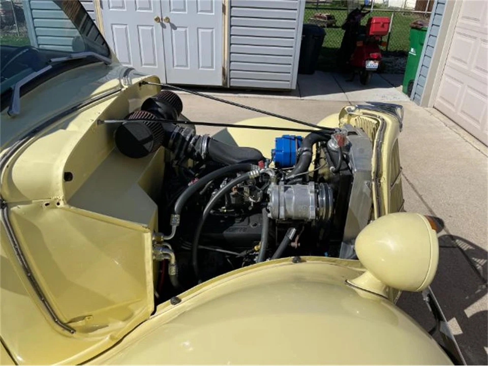 1935 Ford Model 48 & 68 - Image 11 of 12