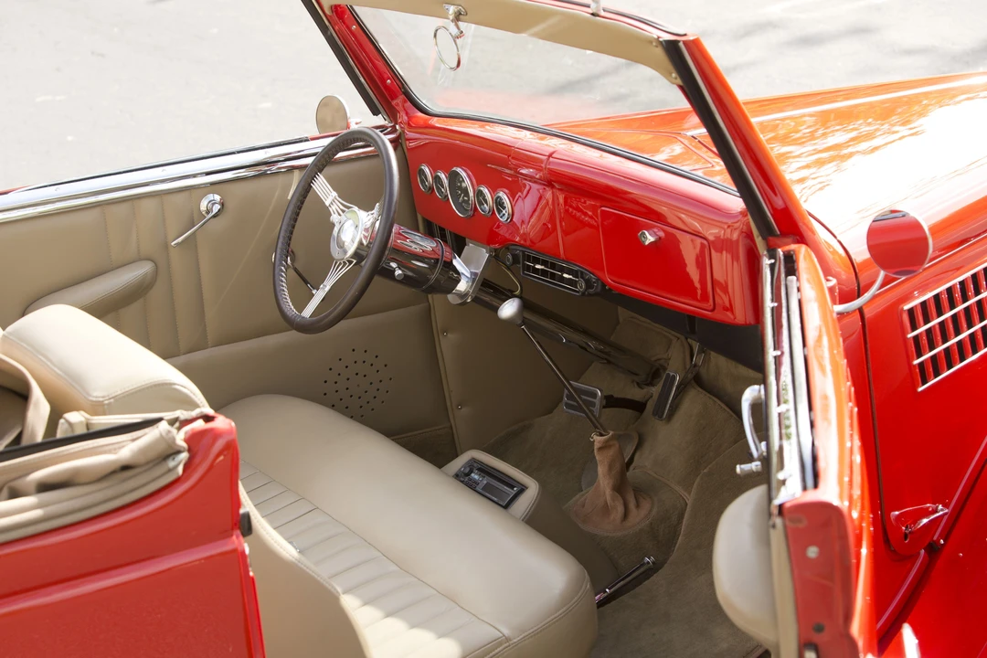 1935 Ford Model 48 & 68 - Image 20 of 31