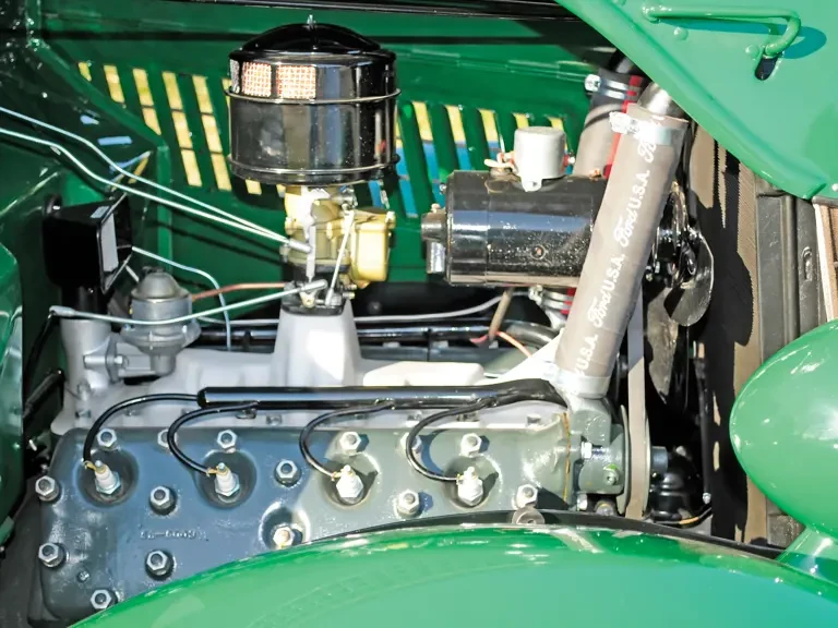 1935 Ford Model 48 & 68 - Image 3 of 17