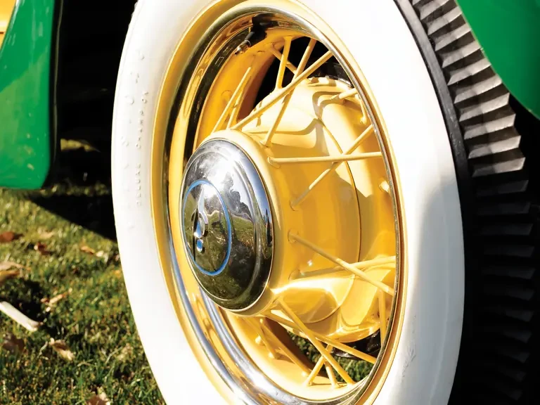 1935 Ford Model 48 & 68 - Image 10 of 17
