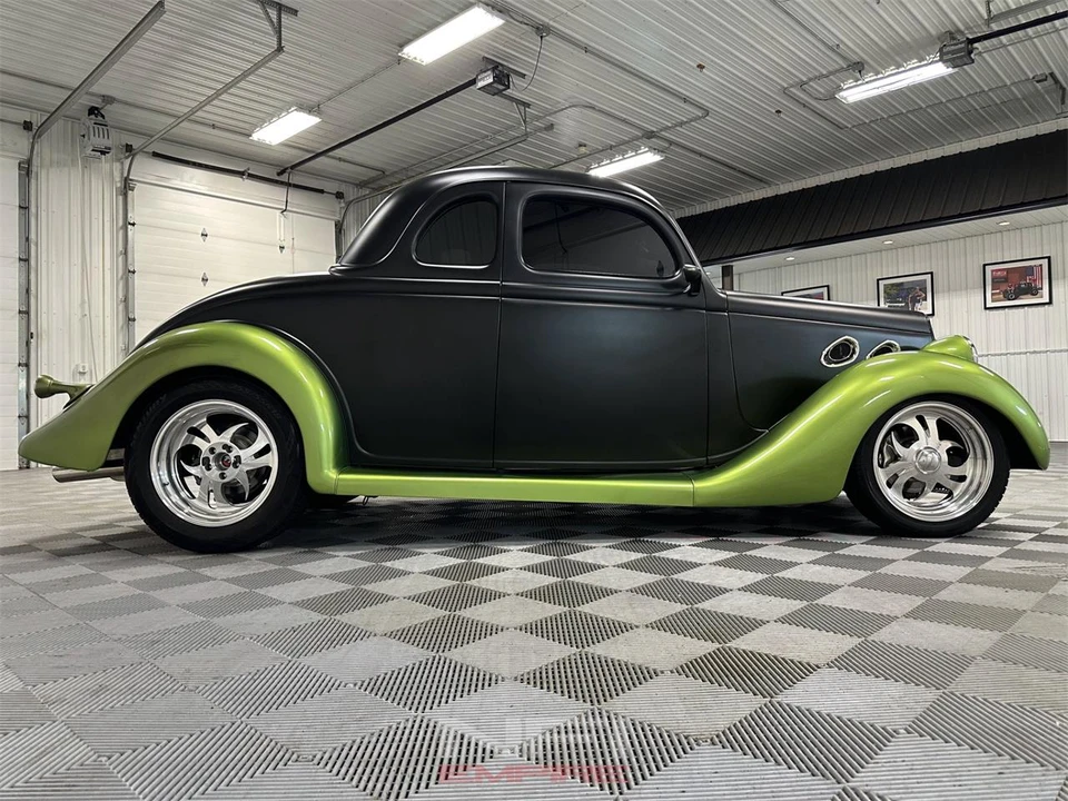 1935 Ford Model 48 & 68 - Image 17 of 31