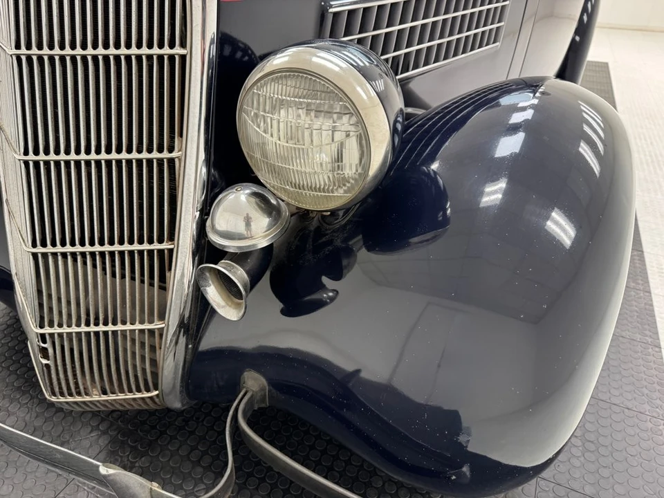 1935 Ford Model 48 & 68 - Image 11 of 31