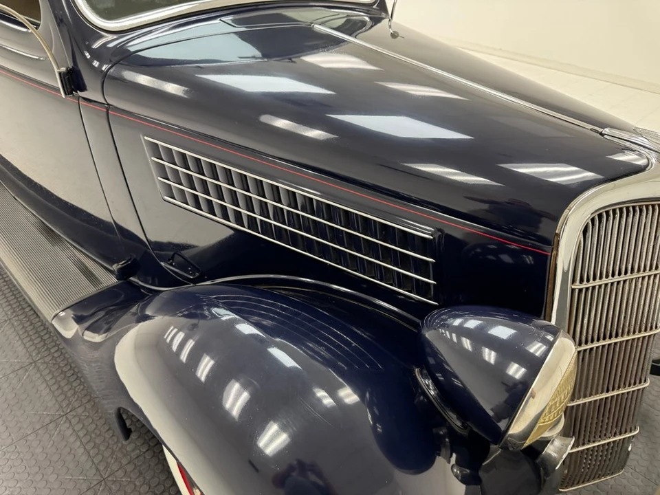 1935 Ford Model 48 & 68 - Image 23 of 31