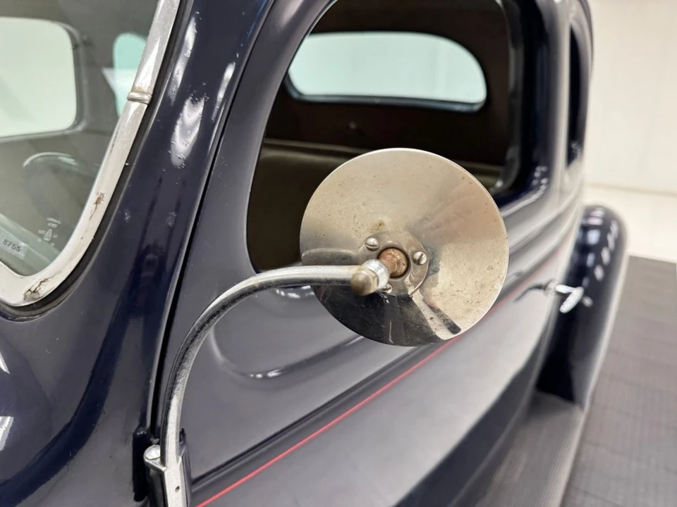 1935 Ford Model 48 & 68 - Image 16 of 31