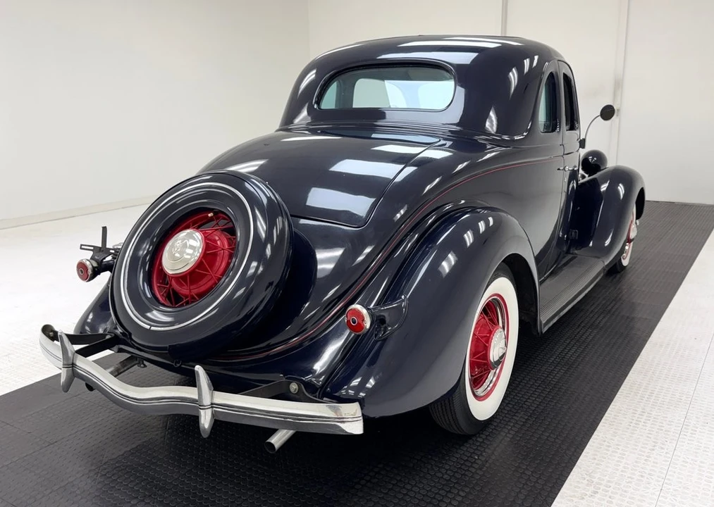 1935 Ford Model 48 & 68 - Image 5 of 31