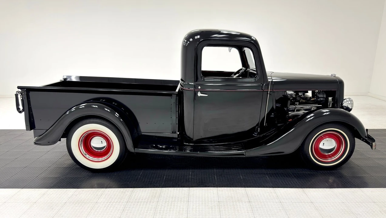 1935 Ford Pickup (1935-1936) - Image 6 of 12