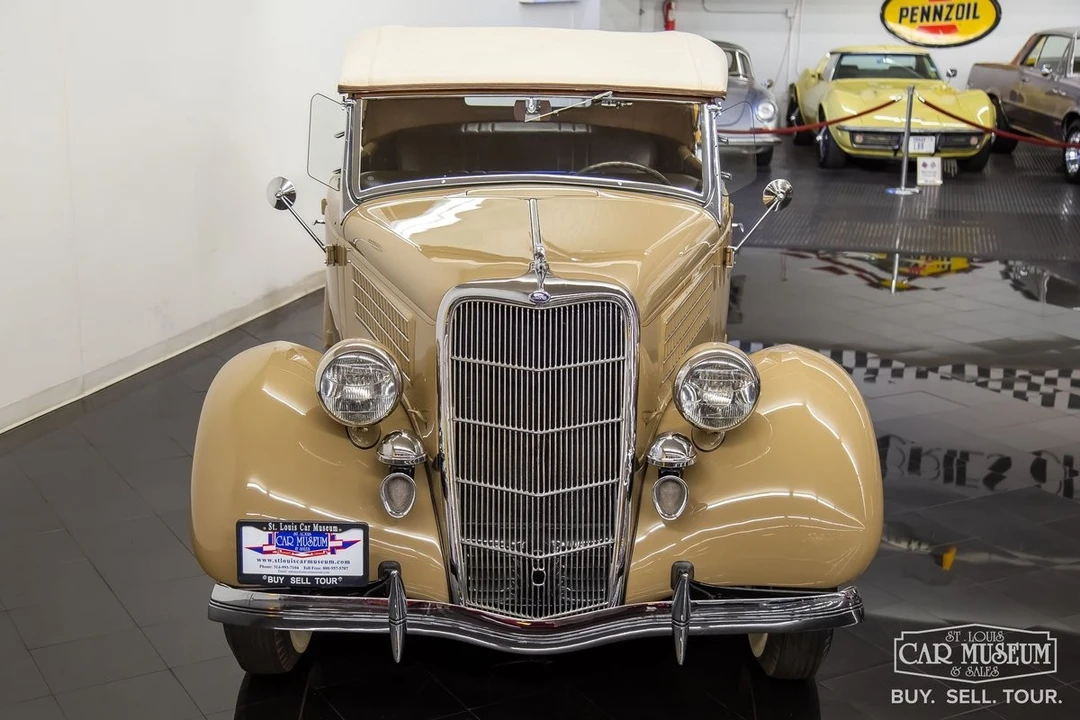 1935 Ford Model 48 & 68 - Image 30 of 31