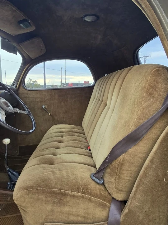 1935 Ford Model 48 & 68 - Image 6 of 12