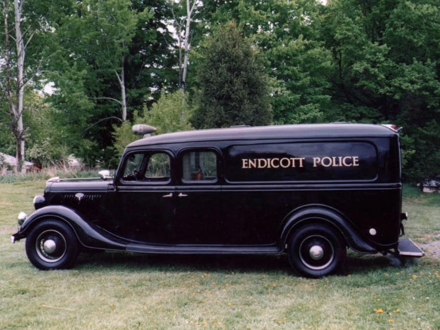 1935 Ford Model 48 & 68 - Image 2 of 5