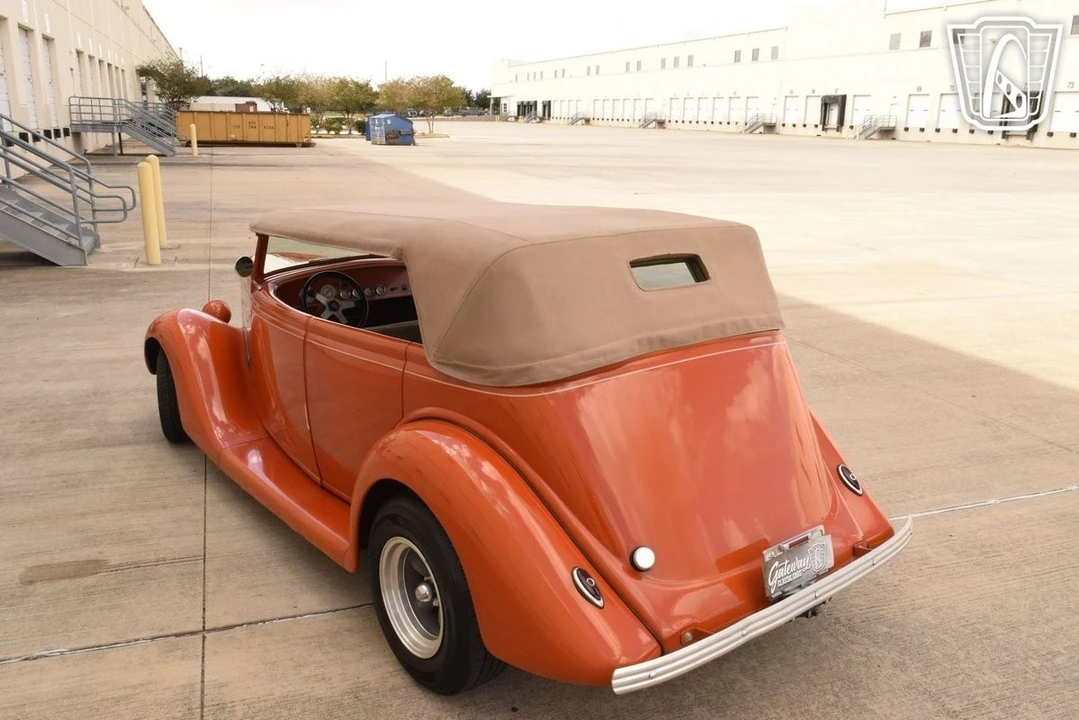 1935 Ford Model 48 & 68 - Image 19 of 21