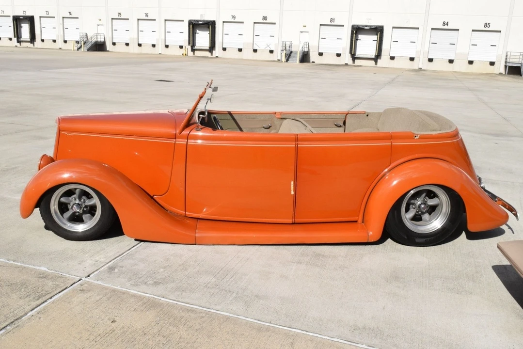 1935 Ford Model 48 & 68 - Image 3 of 12