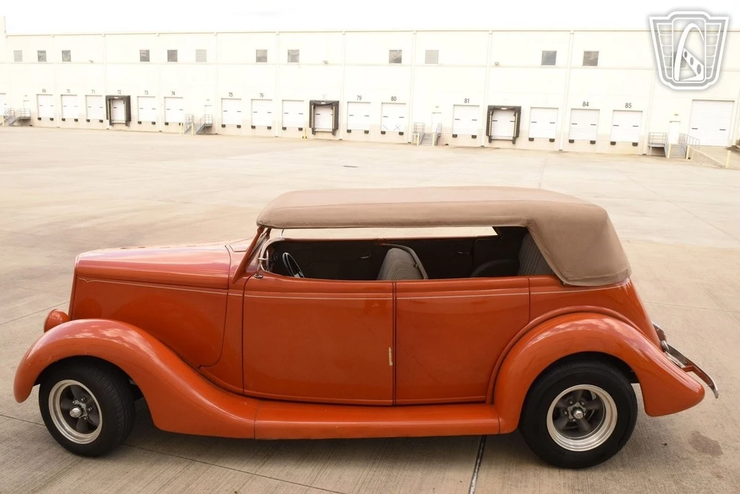 1935 Ford Model 48 & 68 - Image 16 of 21