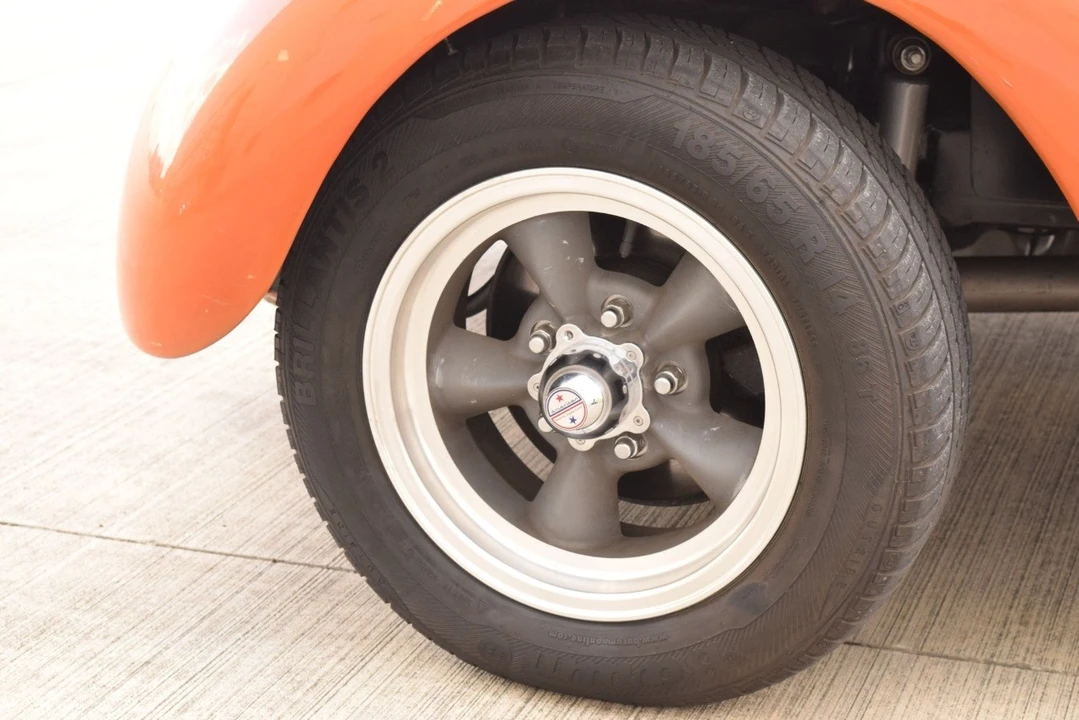 1935 Ford Model 48 & 68 - Image 11 of 12