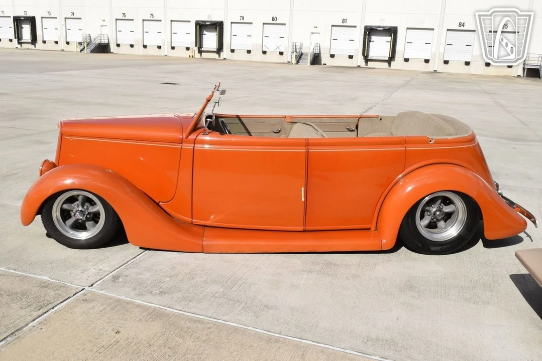 1935 Ford Model 48 & 68 - Image 5 of 12