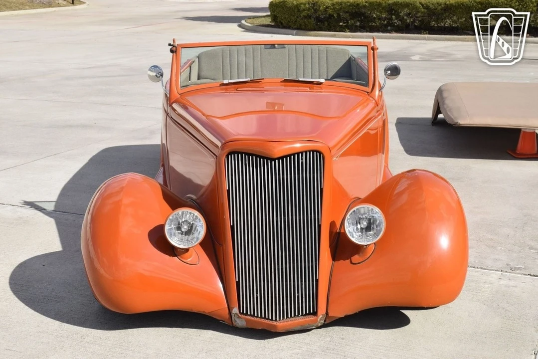 1935 Ford Model 48 & 68 - Image 9 of 12