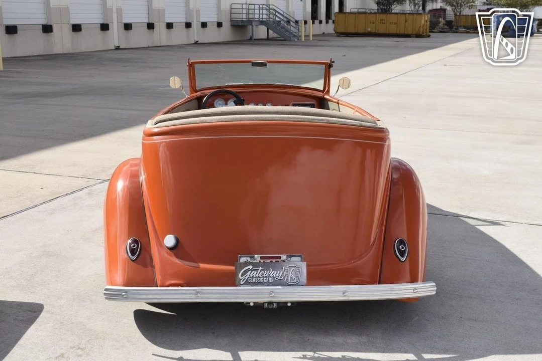 1935 Ford Model 48 & 68 - Image 7 of 12