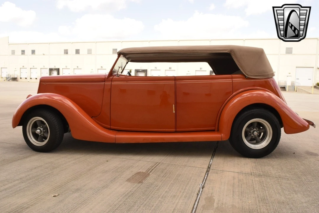 1935 Ford Model 48 & 68 - Image 7 of 12