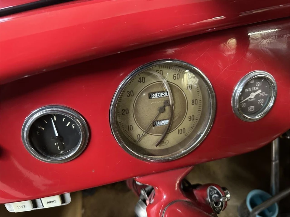 1935 Ford Model 48 & 68 - Image 29 of 31