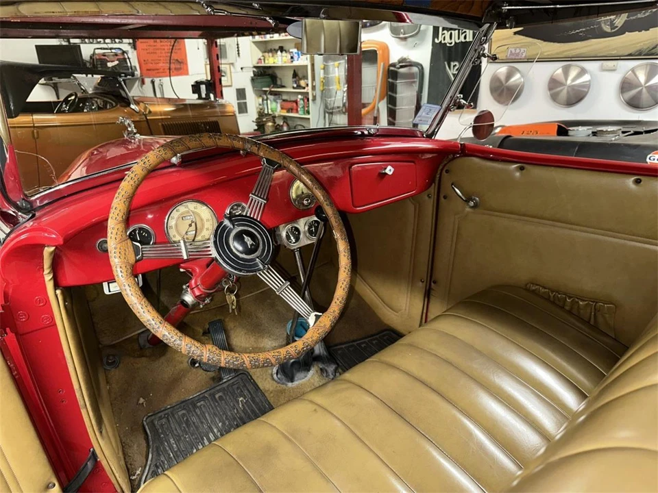 1935 Ford Model 48 & 68 - Image 28 of 31