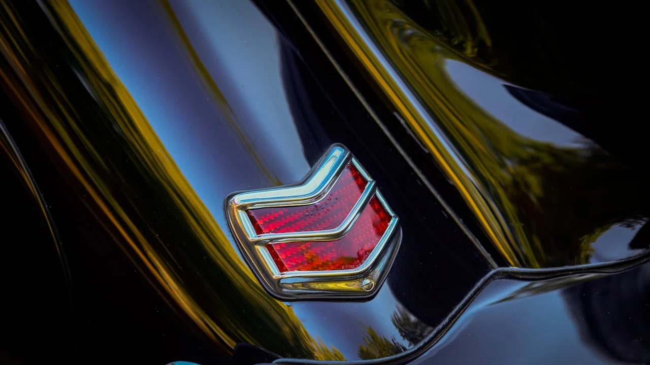 1935 Ford Model 48 & 68 - Image 11 of 31