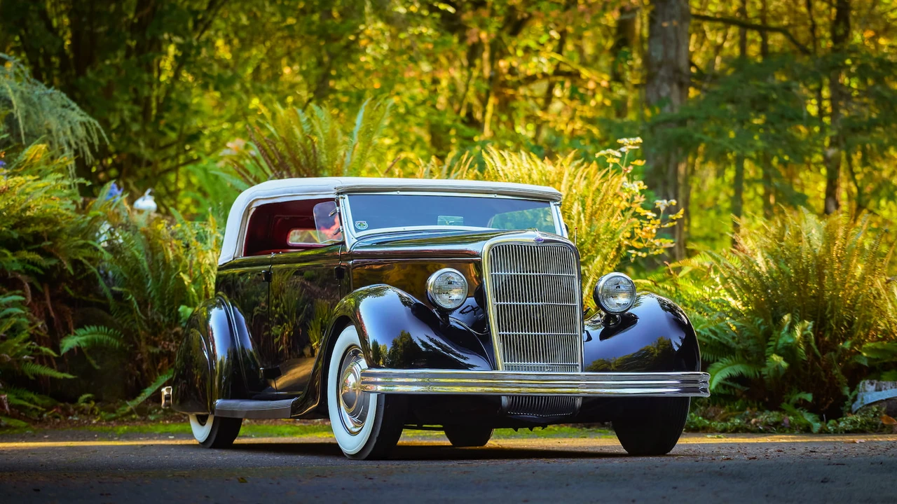 1935 Ford Model 48 & 68 - Image 12 of 31