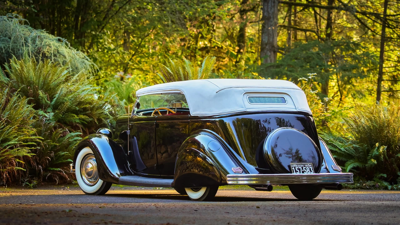 1935 Ford Model 48 & 68 - Image 13 of 31