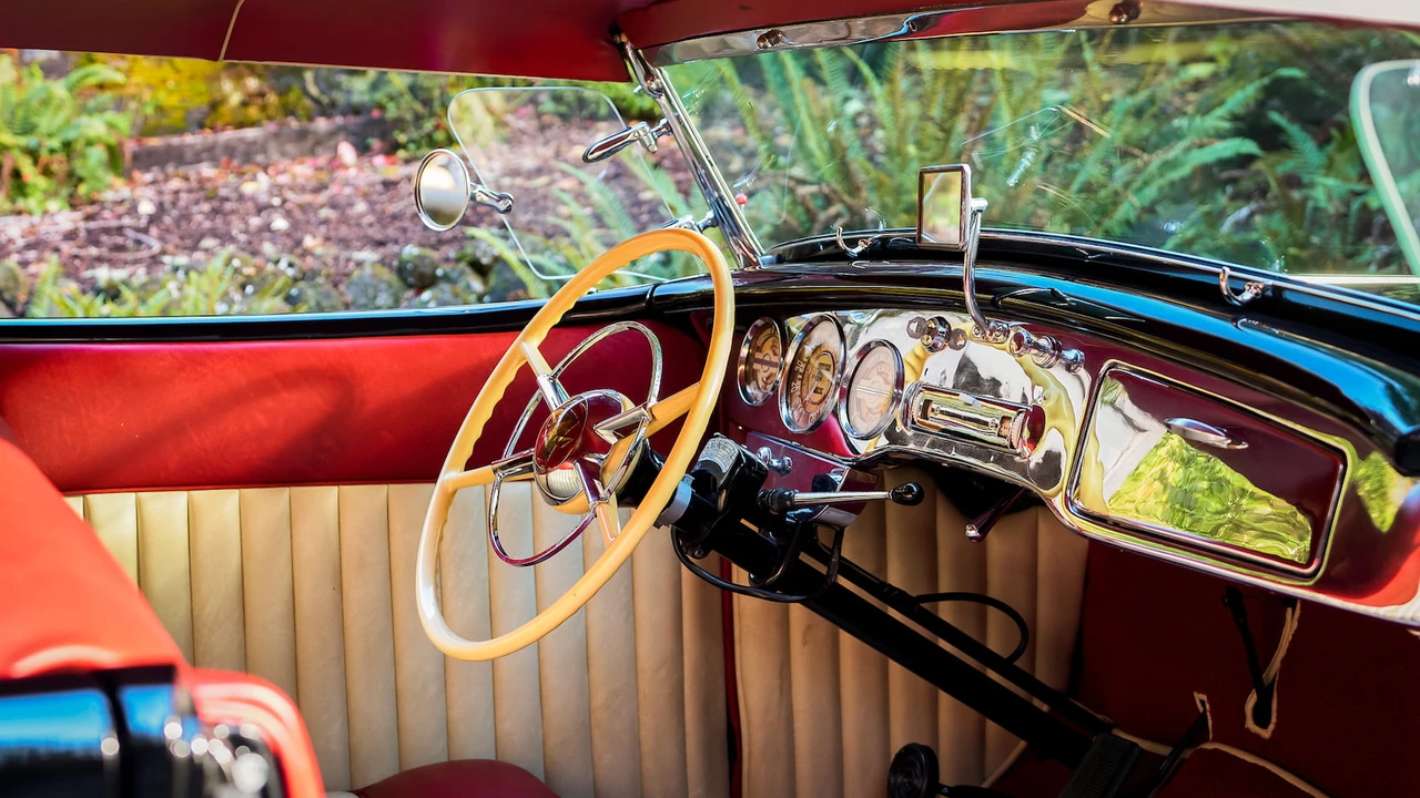 1935 Ford Model 48 & 68 - Image 28 of 31
