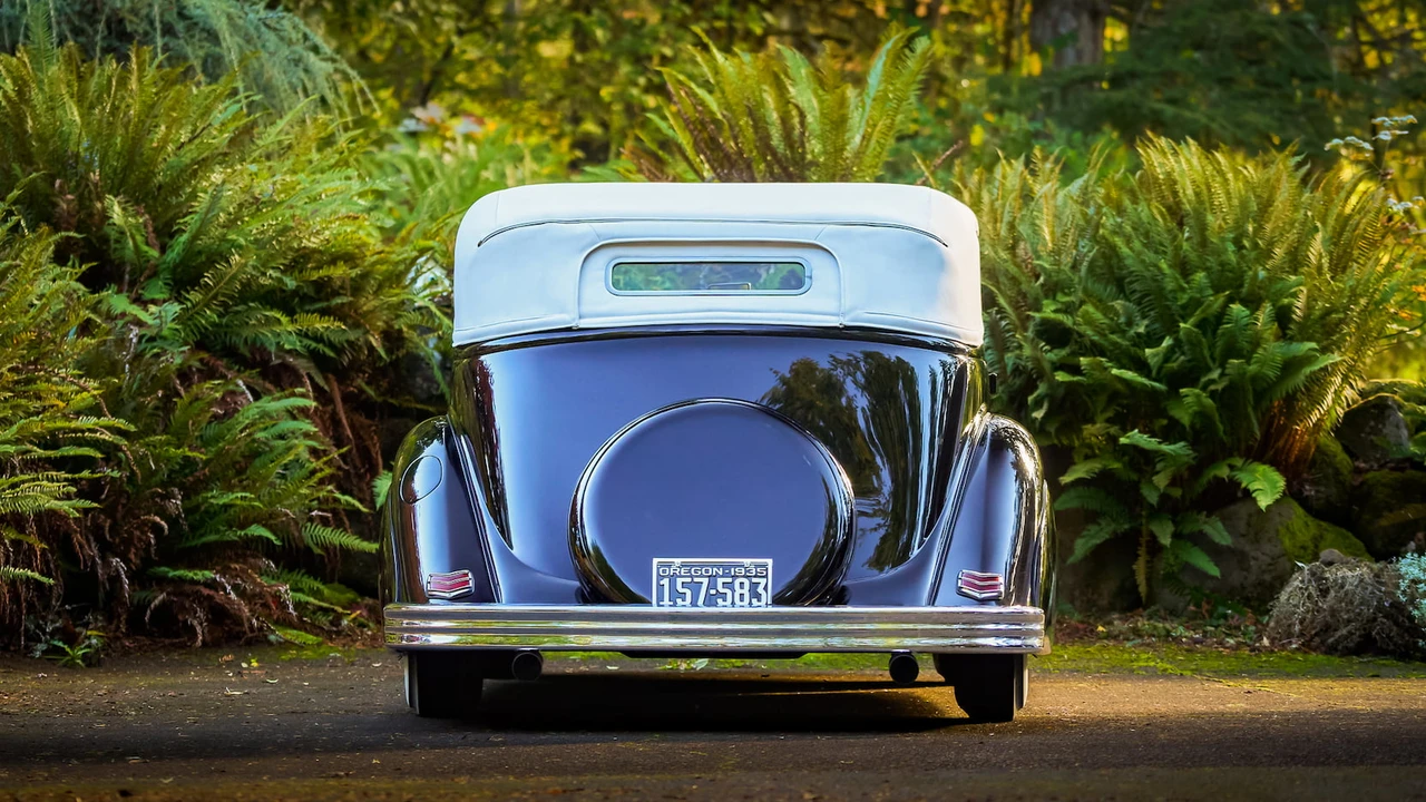 1935 Ford Model 48 & 68 - Image 31 of 31