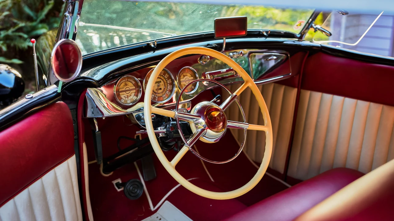1935 Ford Model 48 & 68 - Image 4 of 31
