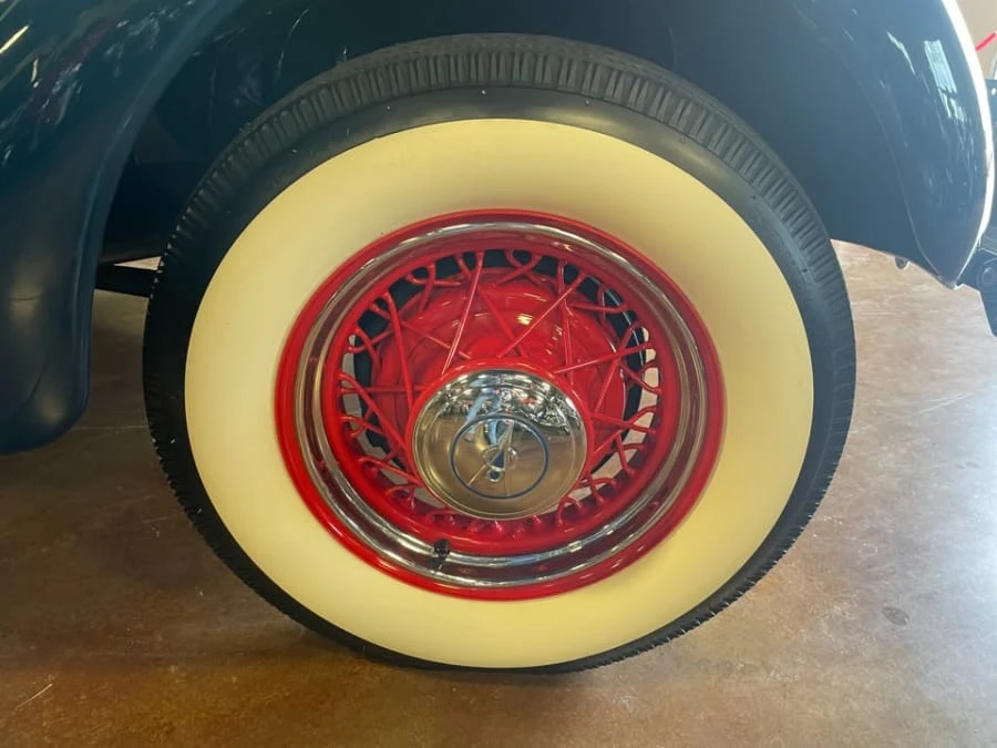 1935 Ford Model 48 & 68 - Image 10 of 18