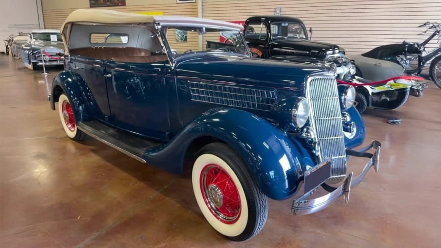 1935 Ford Model 48 & 68 - Image 5 of 18