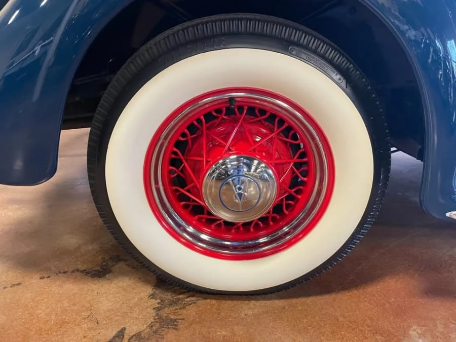1935 Ford Model 48 & 68 - Image 11 of 18