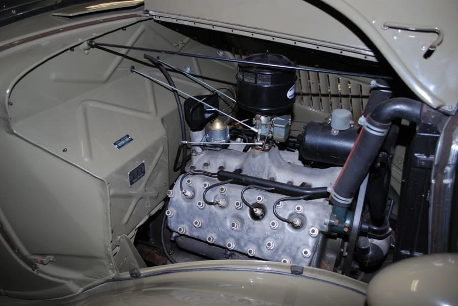 1935 Ford Model 48 & 68 - Image 6 of 8