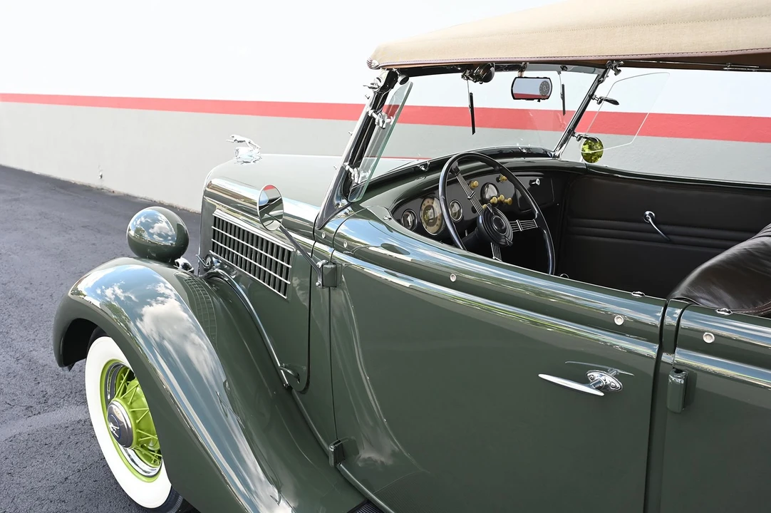 1935 Ford Model 48 & 68 - Image 23 of 31