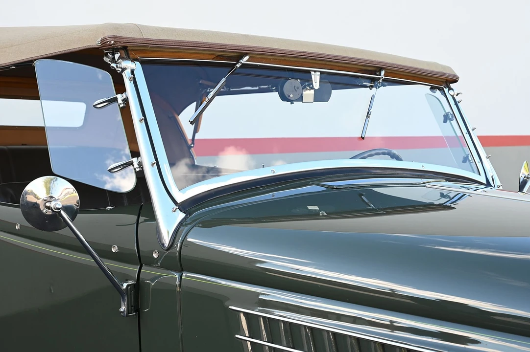 1935 Ford Model 48 & 68 - Image 5 of 31