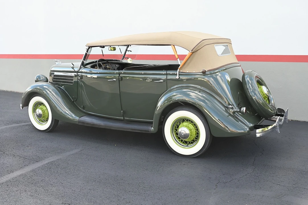 1935 Ford Model 48 & 68 - Image 19 of 31