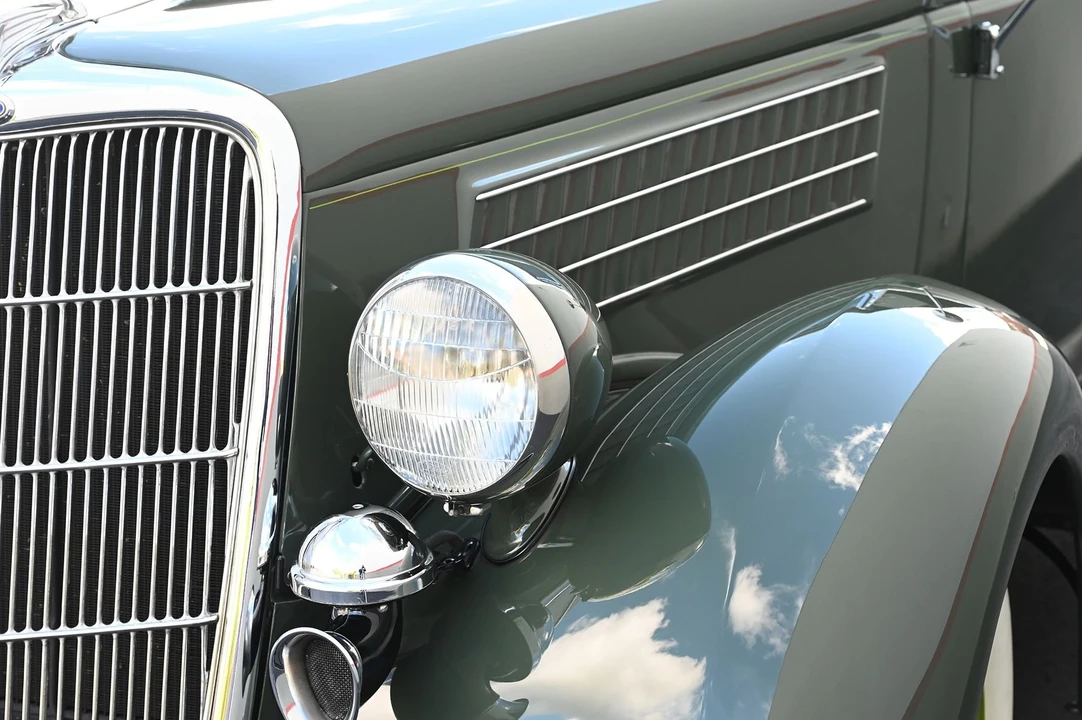1935 Ford Model 48 & 68 - Image 18 of 31