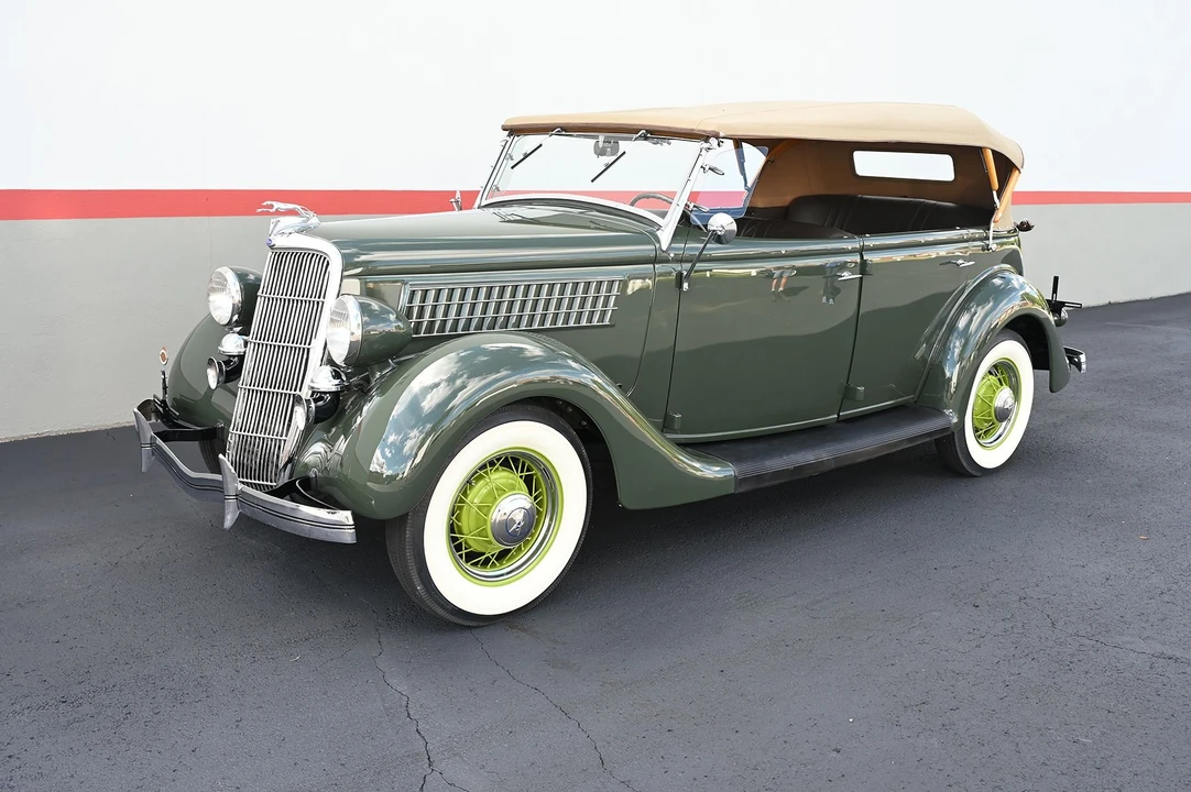 1935 Ford Model 48 & 68 - Image 26 of 31