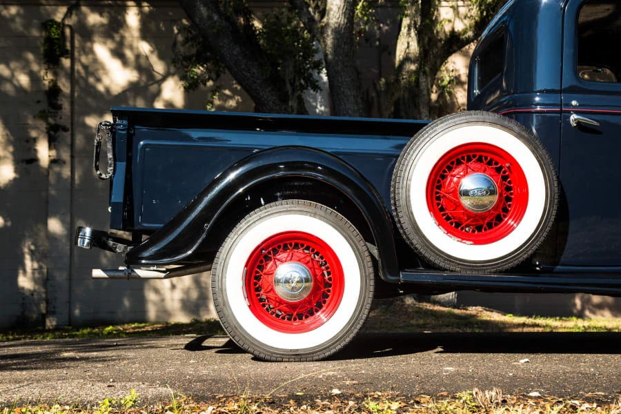1935 Ford Pickup (1935-1936) - Image 7 of 12