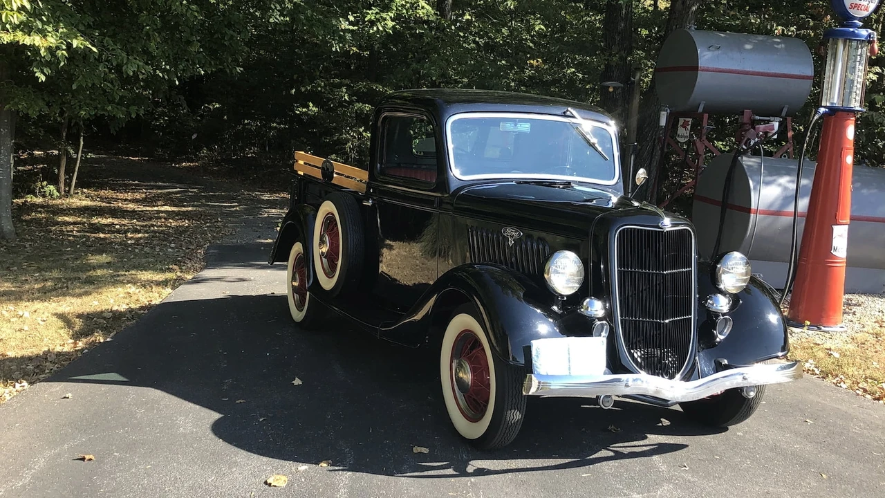 1935 Ford Pickup (1935-1936) - Image 19 of 20