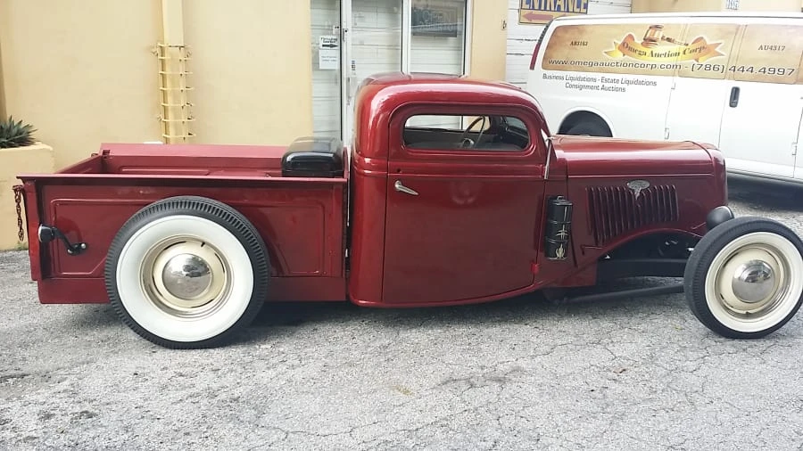 1935 Ford Pickup (1935-1936) - Image 2 of 5
