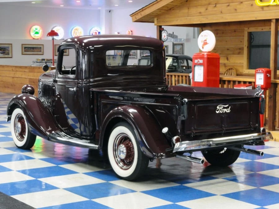 1935 Ford Pickup (1935-1936) - Image 9 of 10