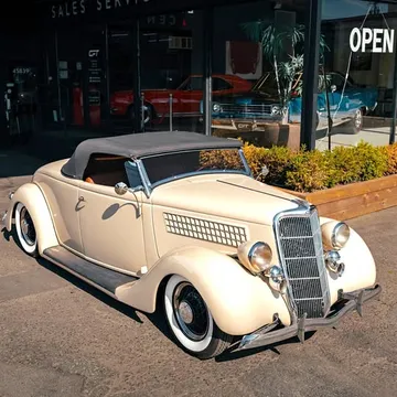 1935 Ford Roadster