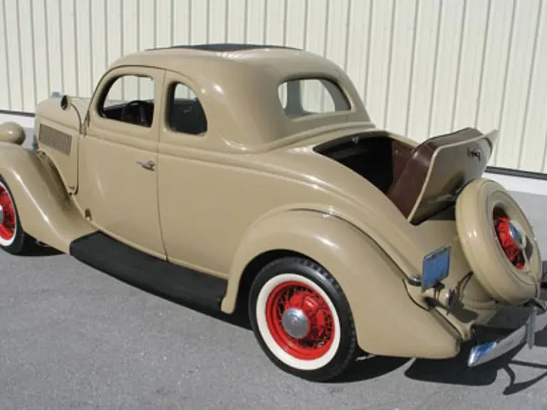 1935 Ford Model 48 & 68 - Image 9 of 10