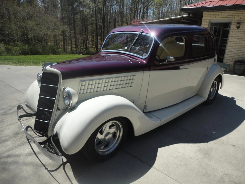 1935 Ford Model 48 & 68 - Image 7 of 17